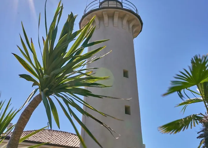 Enjoy A Flat Surrounded By Pools Lägenhet *