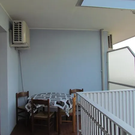 Enjoy A Renovated Flat Surrounded By Pools Apartament Bibione