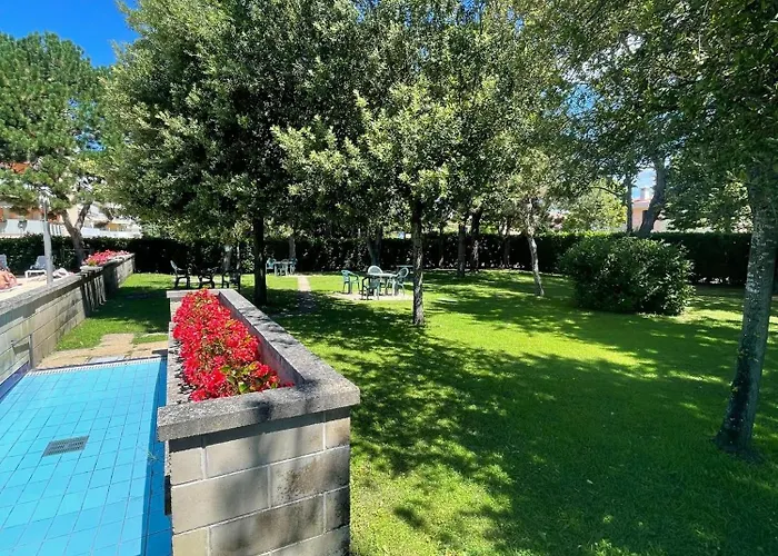 Enjoy A Flat Surrounded By Pools Bibione