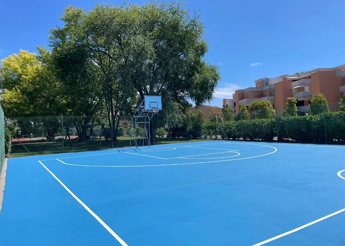 Lejlighed Enjoy A Flat Surrounded By Pools